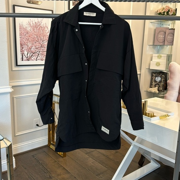 THE GIVING MOVEMENT SHACKET SIZE M - Picture 9 of 16